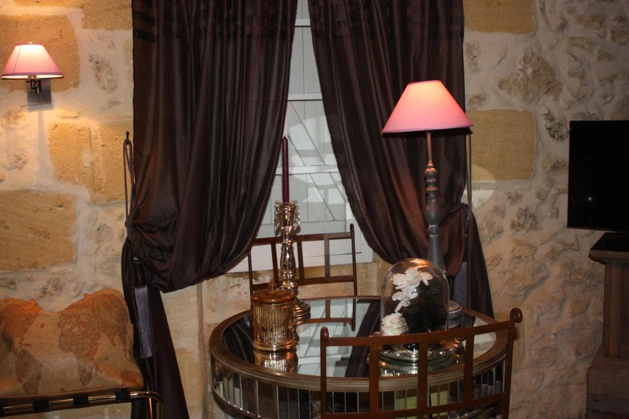 Le Domaine De La Lezardiere B&B Espiet Oda fotoğraf