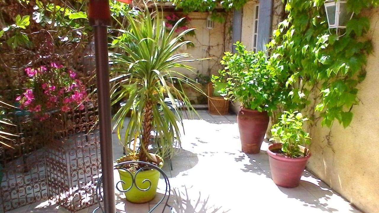 Le Domaine De La Lezardiere B&B Espiet Dış mekan fotoğraf