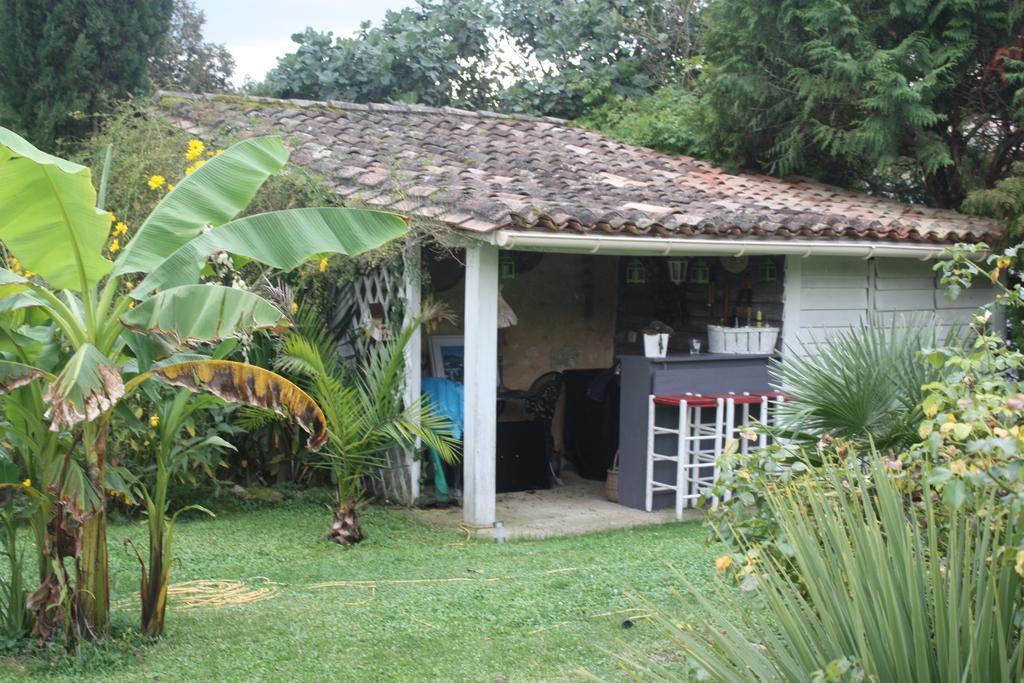 Le Domaine De La Lezardiere B&B Espiet Dış mekan fotoğraf